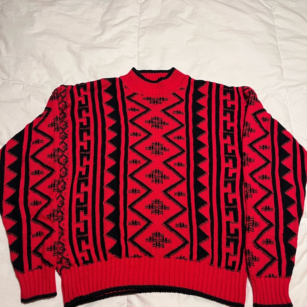 Lizwear Red and Black Patterned Crewneck Knit Sweater Size Small
